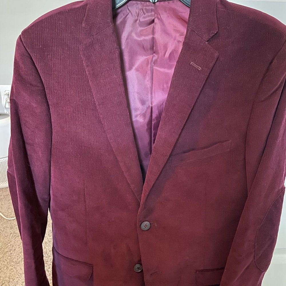 Maroon courdoroy blazer, size 38R